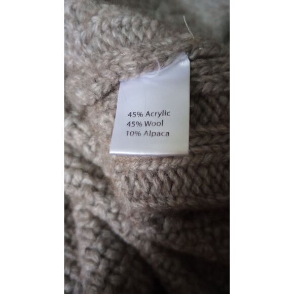 Benedetta B. Women's Size Medium Italian Made Wool, Alpaca Blend Cardigan - Picture 6 of 7